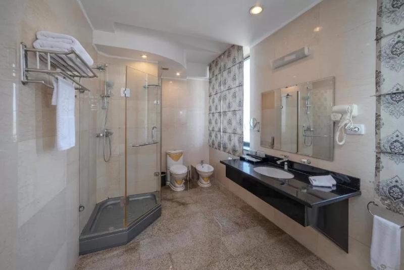 سوییت اجرایی, Jannat Regency