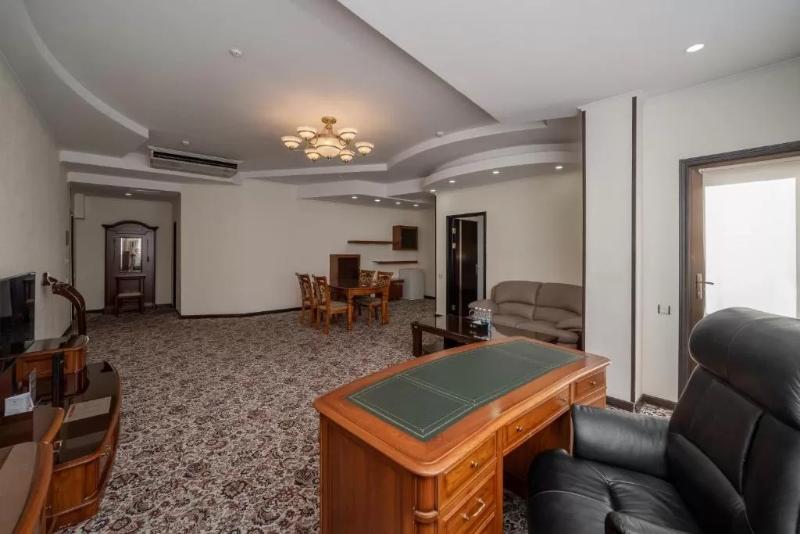 سوییت اجرایی, Jannat Regency