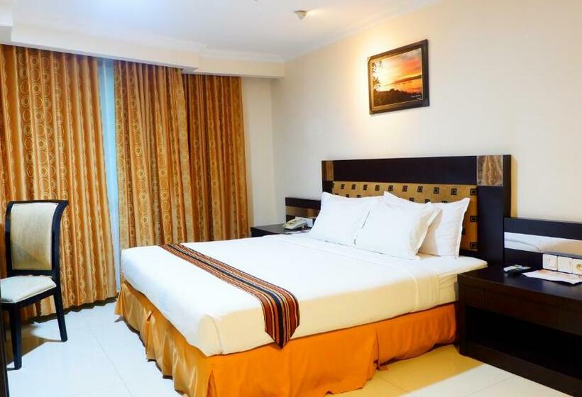 高级大房间, Manise