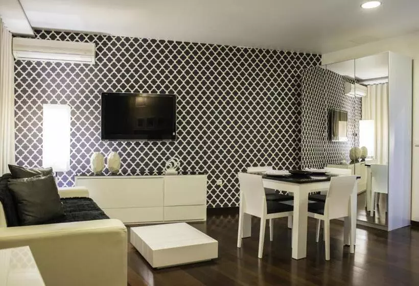 سوییت جونیور, Vip Praia
