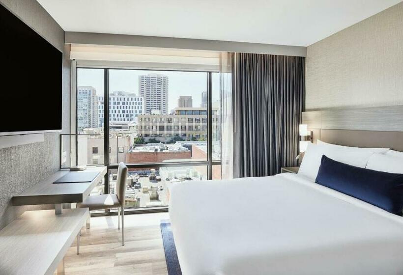 带大床的标准间, Ac Hotel By Marriott San Diego Downtown Gaslamp Quarter