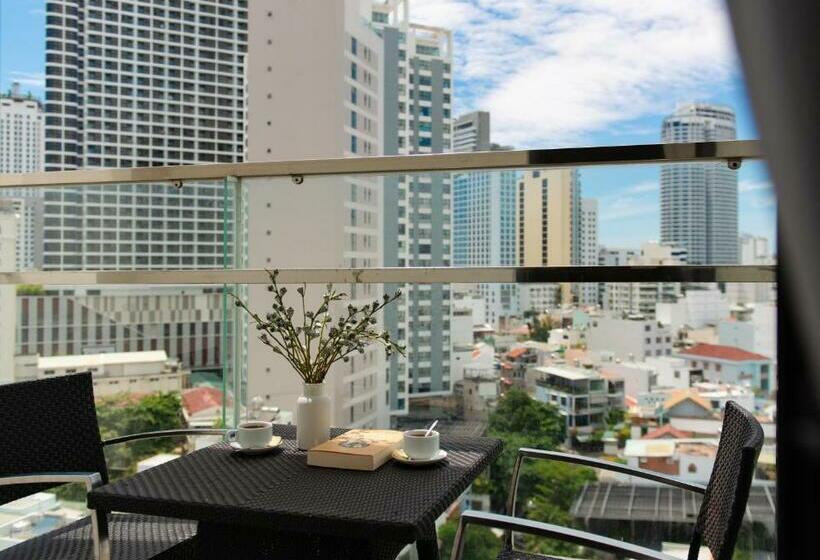اتاق استاندارد با بالکن, Goldcoast Hotel Nha Trang