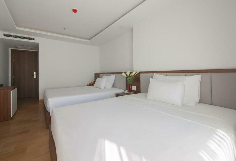 اتاق لوکس, Goldcoast Hotel Nha Trang