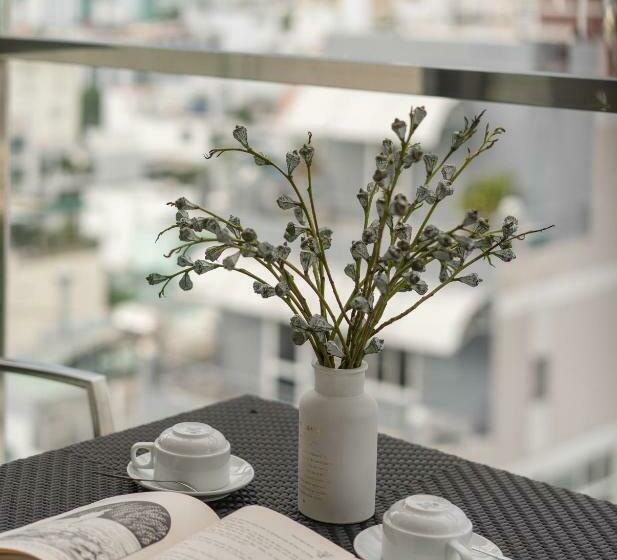 اتاق لوکس خانوادگی, Goldcoast Hotel Nha Trang