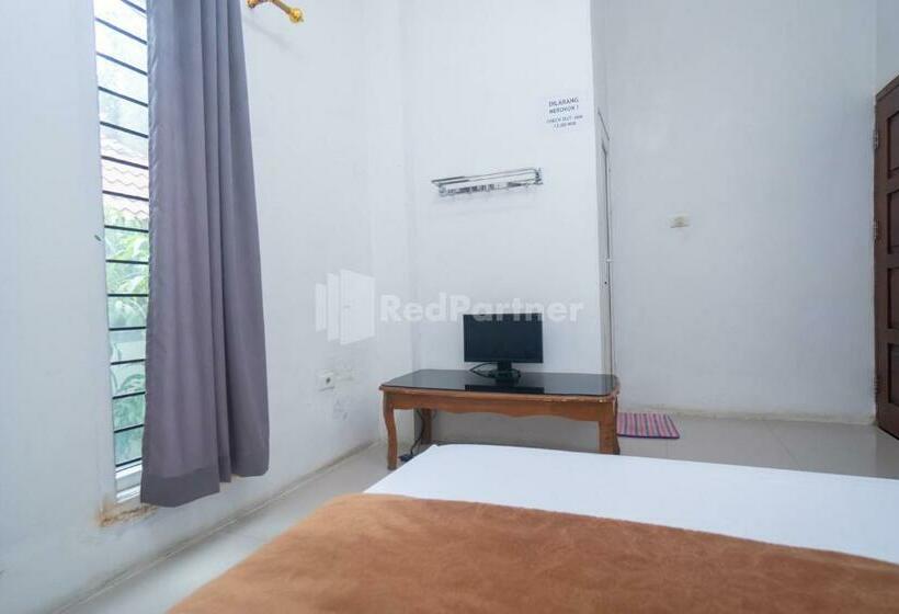 デラックスルーム, Reddoorz At Wisma Nabila Syariah Near Masjid Raya Baiturrahman Banda Aceh