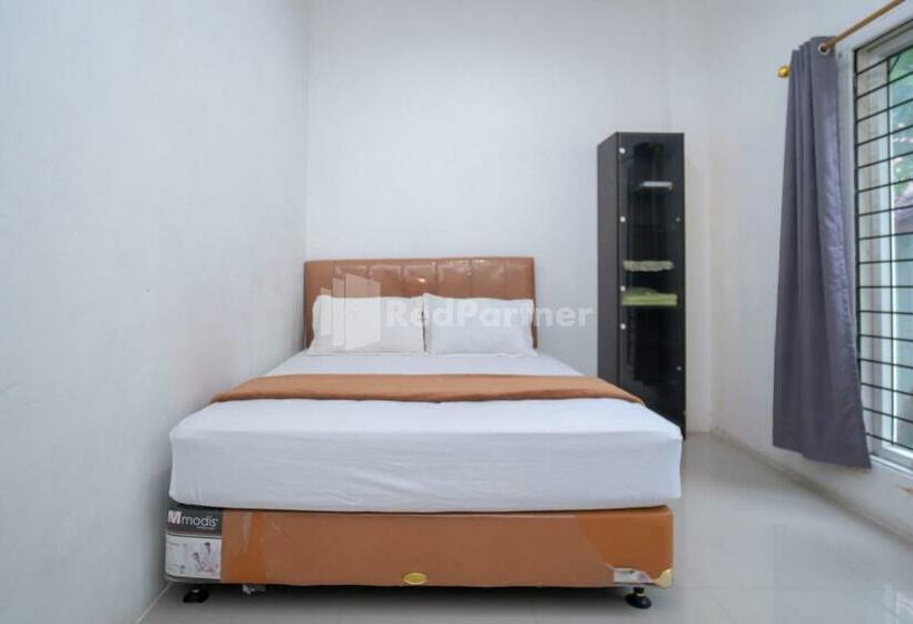 エコノミールーム, Reddoorz At Wisma Nabila Syariah Near Masjid Raya Baiturrahman Banda Aceh