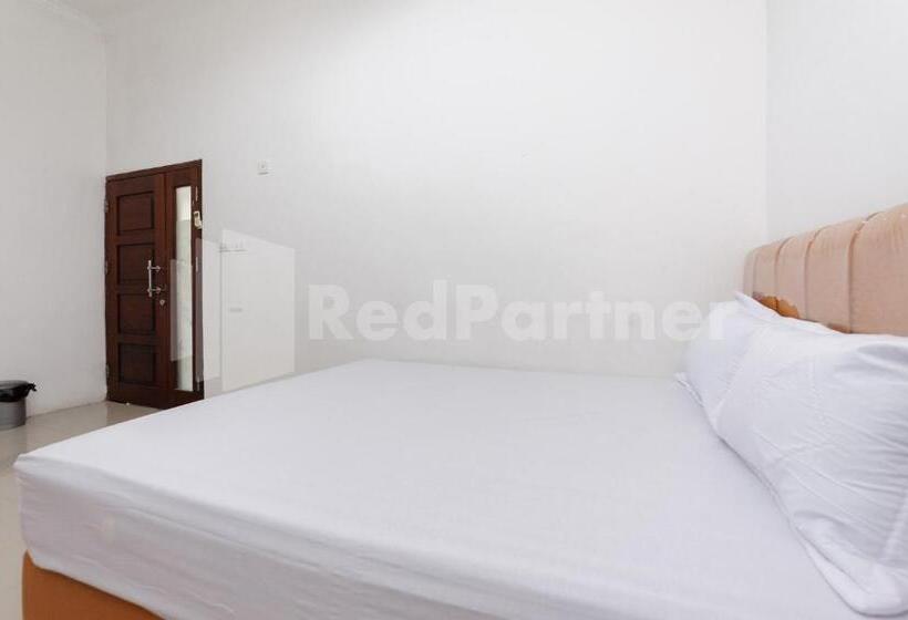 デラックスルーム, Reddoorz At Wisma Nabila Syariah Near Masjid Raya Baiturrahman Banda Aceh