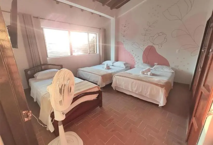 ファミリールーム, Hostal Colors