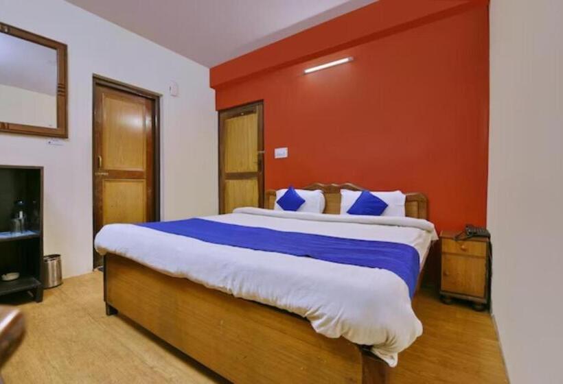 חדר דלוקס, Chinar Lake View Nainital   100 Meter From Mall Road   Hygiene, Lake View & Spacious Room