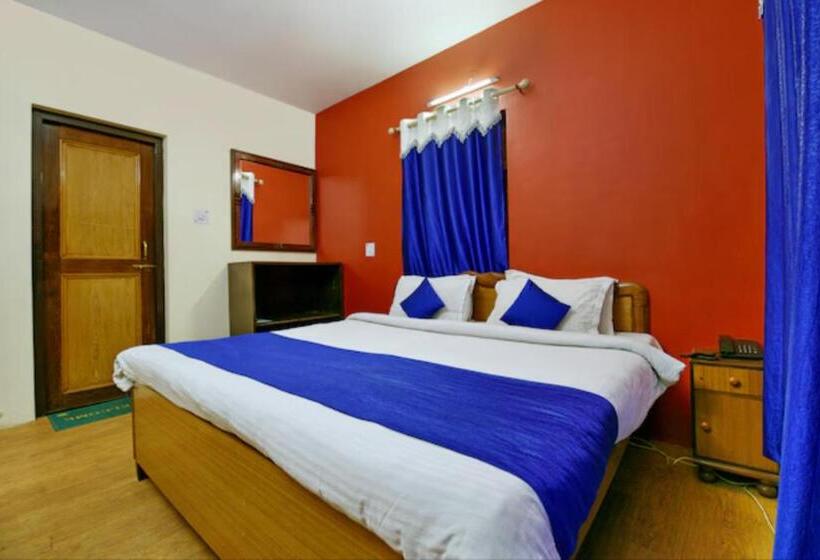 חדר דלוקס, Chinar Lake View Nainital   100 Meter From Mall Road   Hygiene, Lake View & Spacious Room