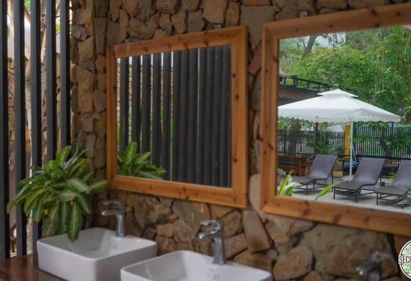 تختخواب در اتاق مشترک, Secret Garden Cat Ba