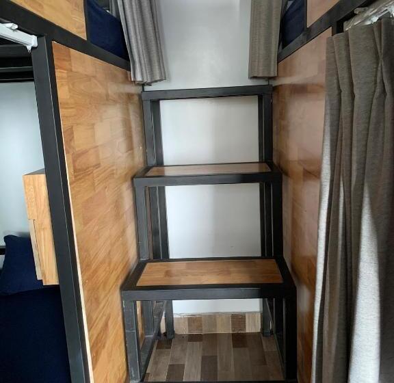 تختخواب در اتاق مشترک, Secret Garden Cat Ba