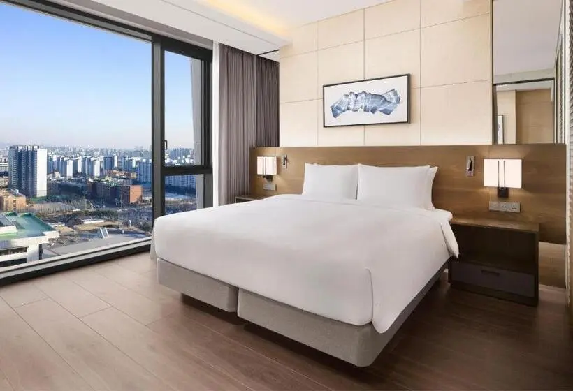 スイート, Four Points By Sheraton Suwon