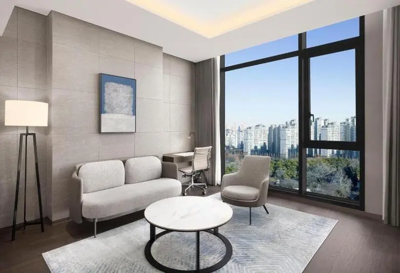 公園ビューのジュニアスイート, Four Points By Sheraton Suwon