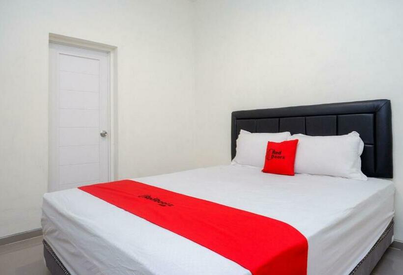 חדר סטנדרט, Reddoorz Syariah Near Rs Soeradji Pemuda Klaten