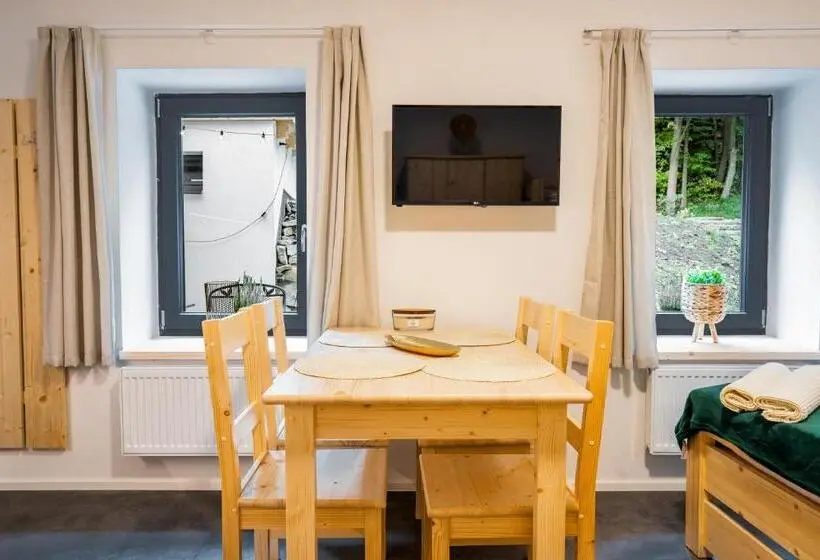 Huoneisto 1 Makuuhuone, Apartmány None