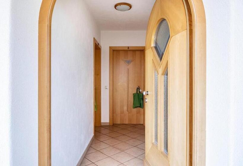 1ベッドルームのスーペリアアパートメント, Valtlhof Apt 1