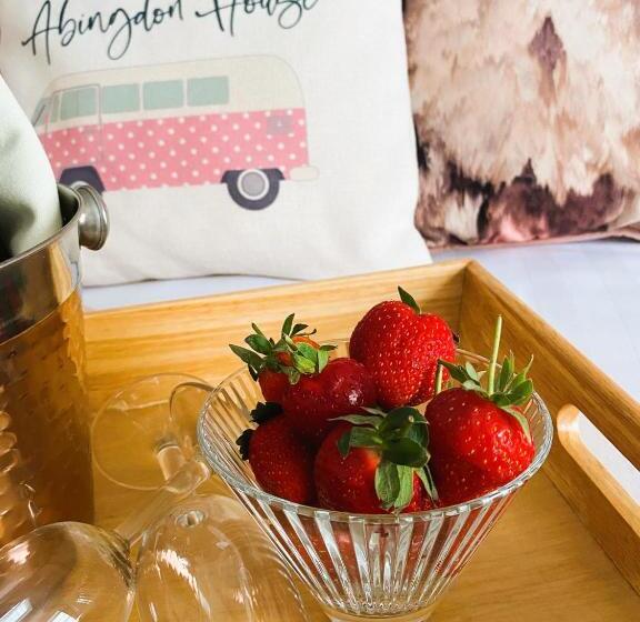 חדר סטנדרט, Abingdon House