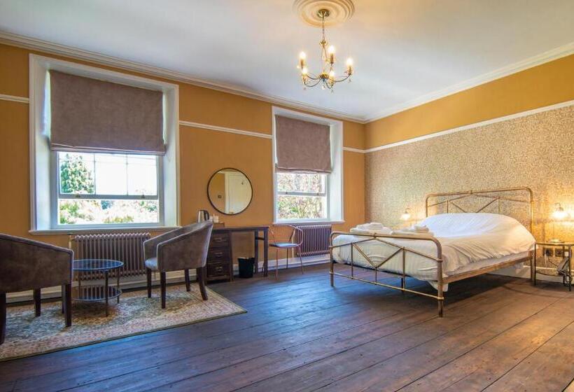 اتاق لوکس, Oakhill