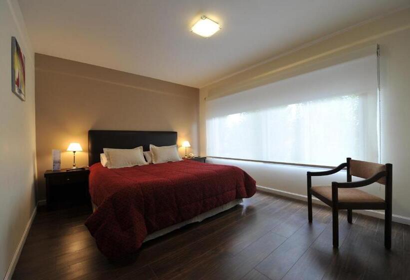 スタンダードルーム, Comercio