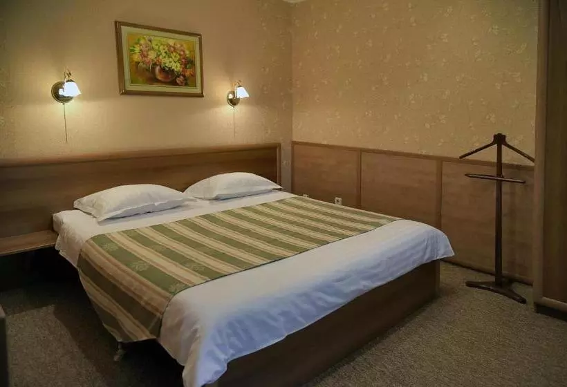 Suite, Complex Ukraine