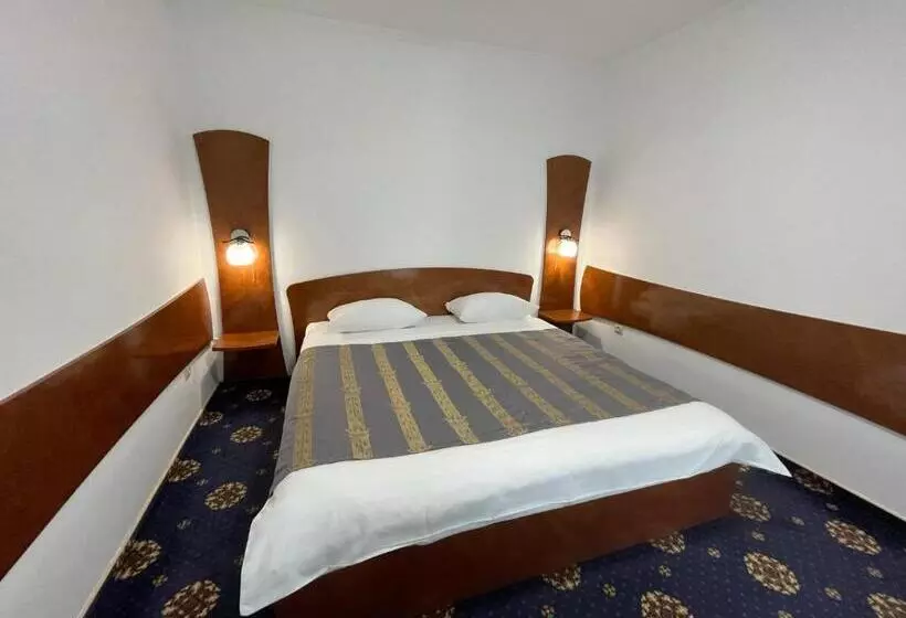 Suite, Complex Ukraine