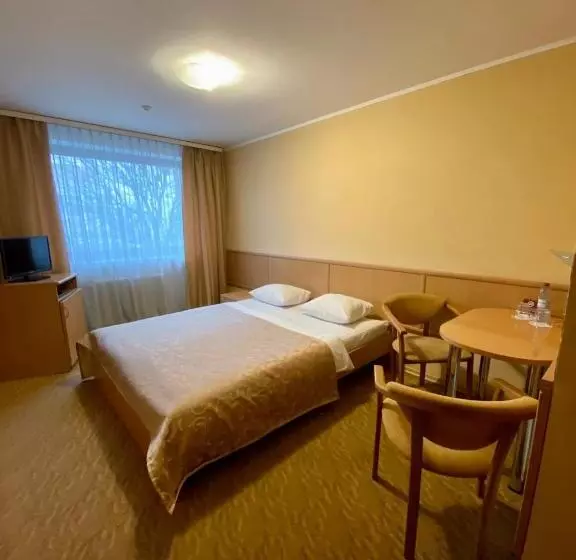 Habitación Estàndard Individual, Complex Ukraine