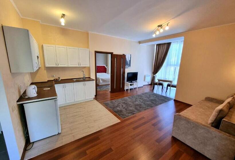 آپارتمان 1 خوابه, Helen