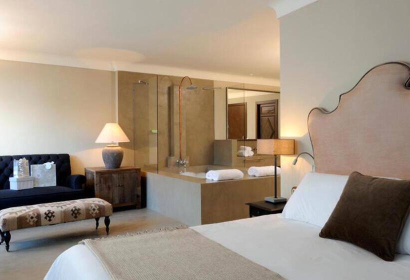 주니어 스위트, Palacio Carvajal Giron