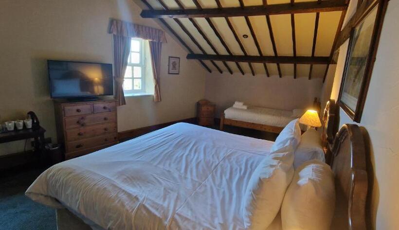 Номер Стандарт Трехместный, Station Inn B&b