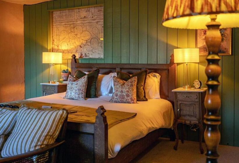 חדר סופריור, The George Inn & Plaine