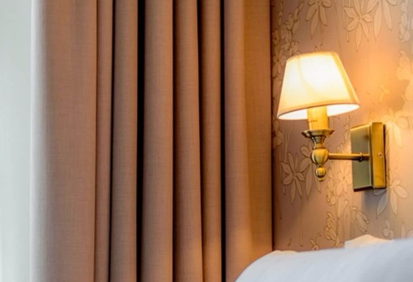 标准间, The Montana