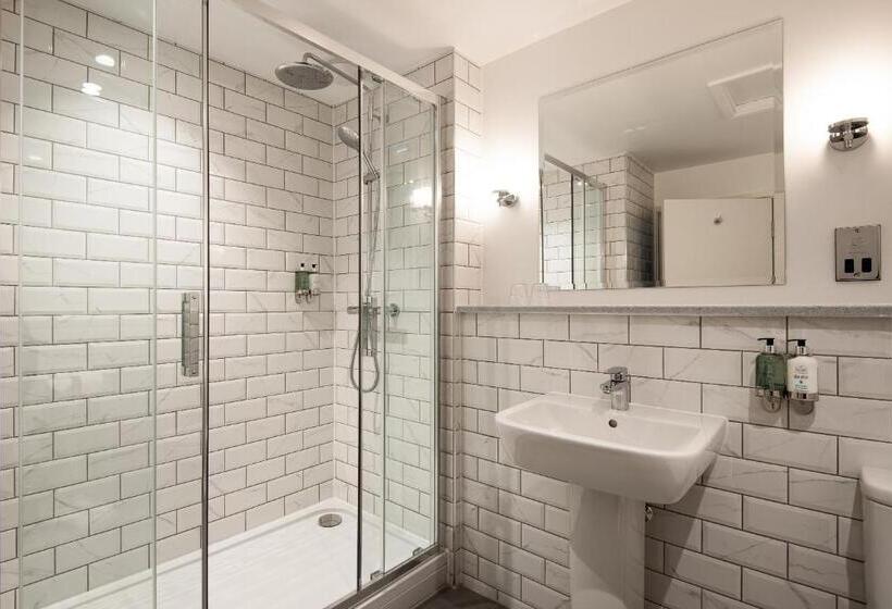 اتاق سوپریور با بالکن, Wateredge Inn  The Inn Collection Group