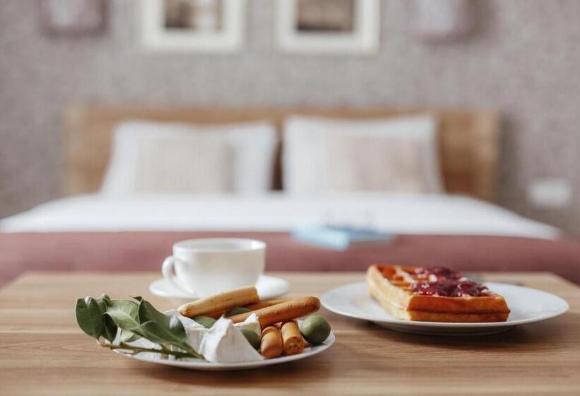 Apartament 1 Dormitor, Noname Hotel Odessa