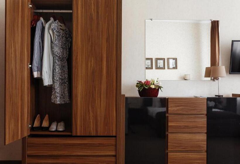 آپارتمان 1 خوابه, Noname Hotel Odessa