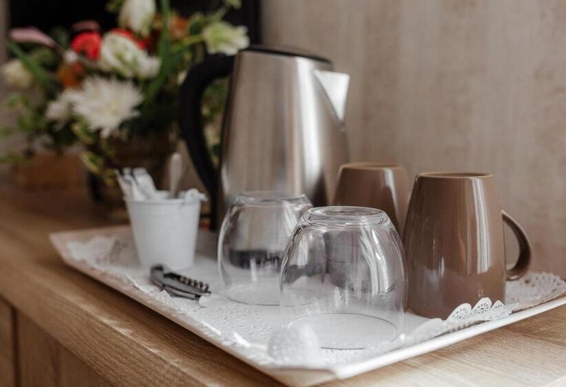 Cameră Deluxe cu Balcon, Noname Hotel Odessa