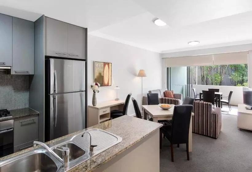 ２ベッドルームアパートメント, Oaks Brisbane Mews Suites
