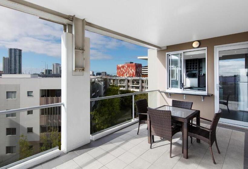 침실 3개 아파트, Oaks Brisbane Mews Suites