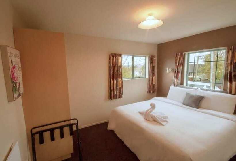 Huoneisto 1 Makuuhuone, Papanui Court Motel