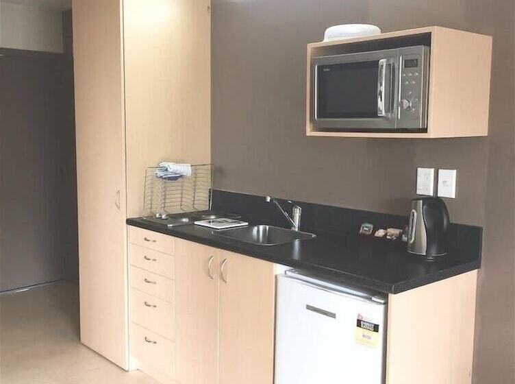 Standard-studio, Papanui Court Motel