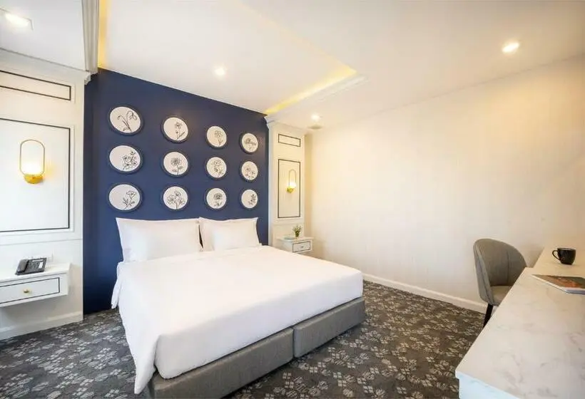 اتاق لوکس با بالکن, Eastin Hotel Vientiane