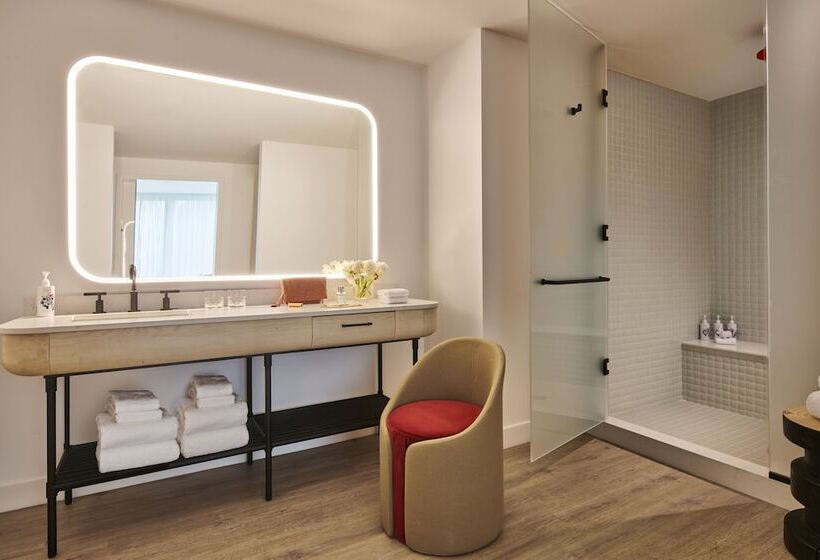 可观景的套房, Virgin Hotels New York City