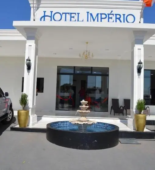 デラックスの４人部屋, Imperio