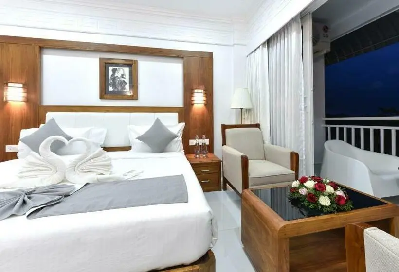 シングルデラックスルーム, White House, Munnar