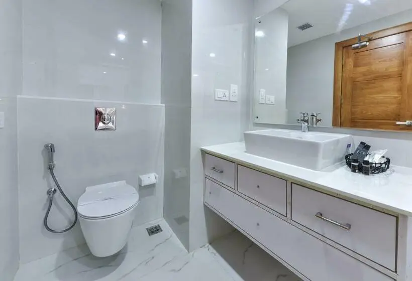 シングルデラックスルーム, White House, Munnar