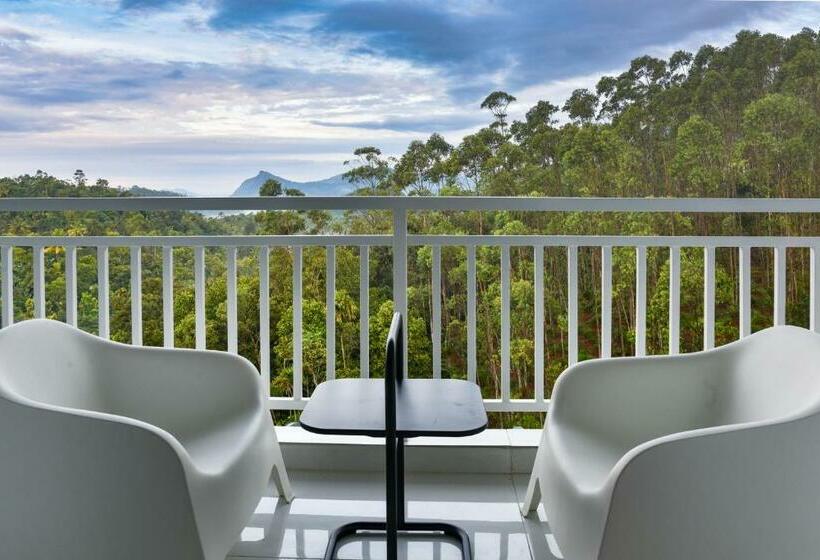 Номер Стандарт Вид на Горы, White House, Munnar