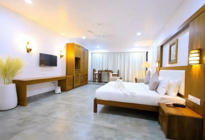山の見えるジュニアスイート, White House, Munnar