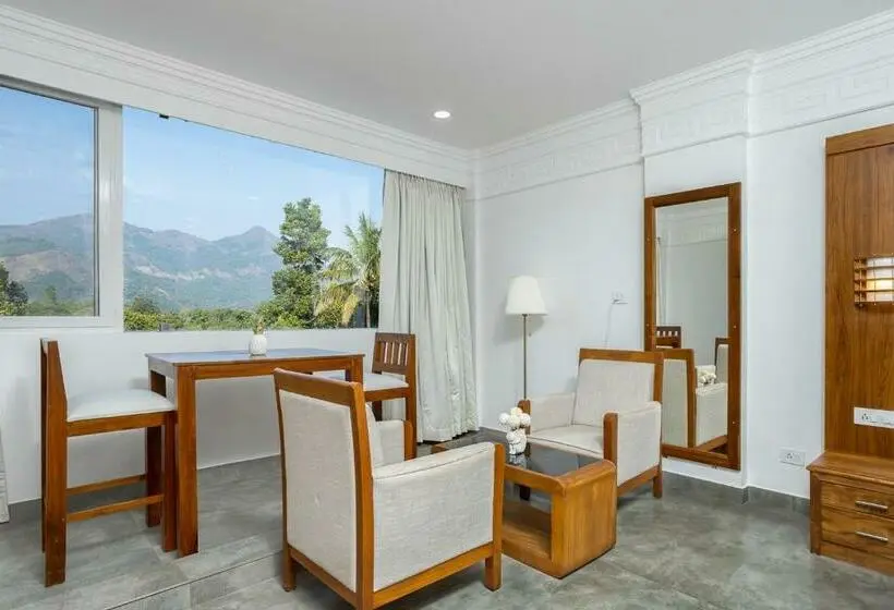山の見えるジュニアスイート, White House, Munnar