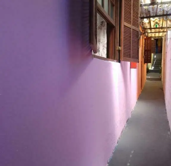 エコノミールーム, Hostel Uai
