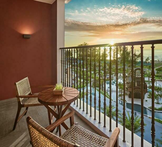 اتاق لوکس با تخت بزرگ, Movenpick Resort Phan Thiet